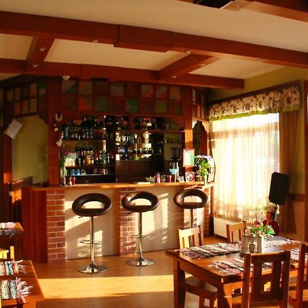 Cafe-Motel Goryanka Uzhhorod Exterior foto
