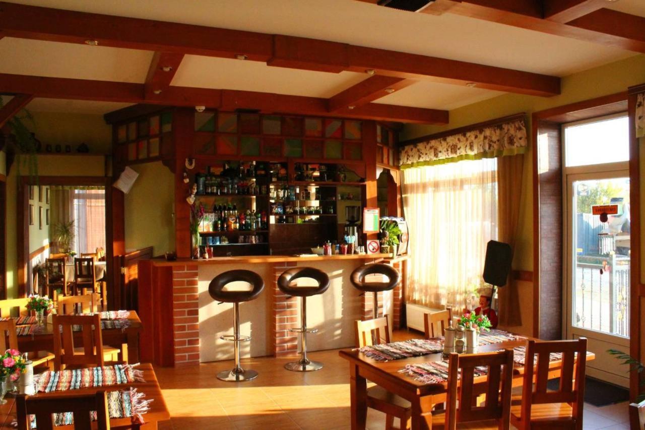Cafe-Motel Goryanka Uzhhorod Exterior foto